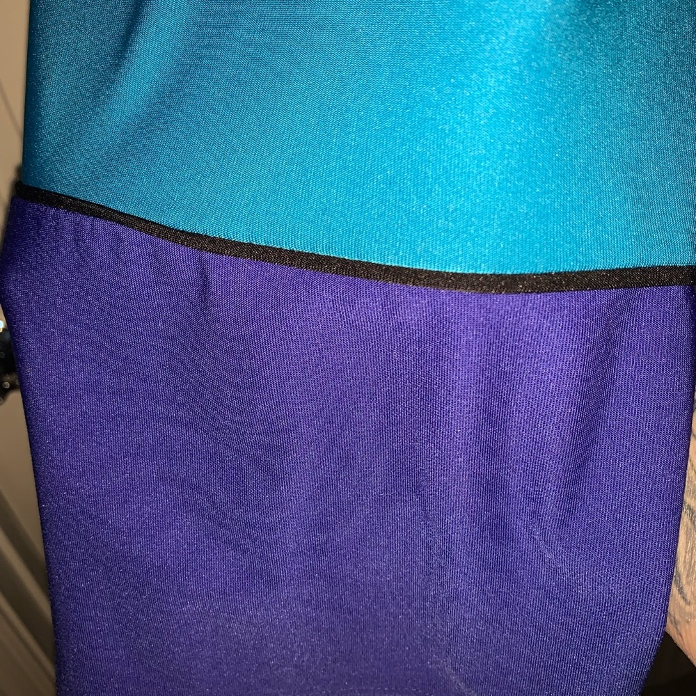 Dress - Picture 3 of 4